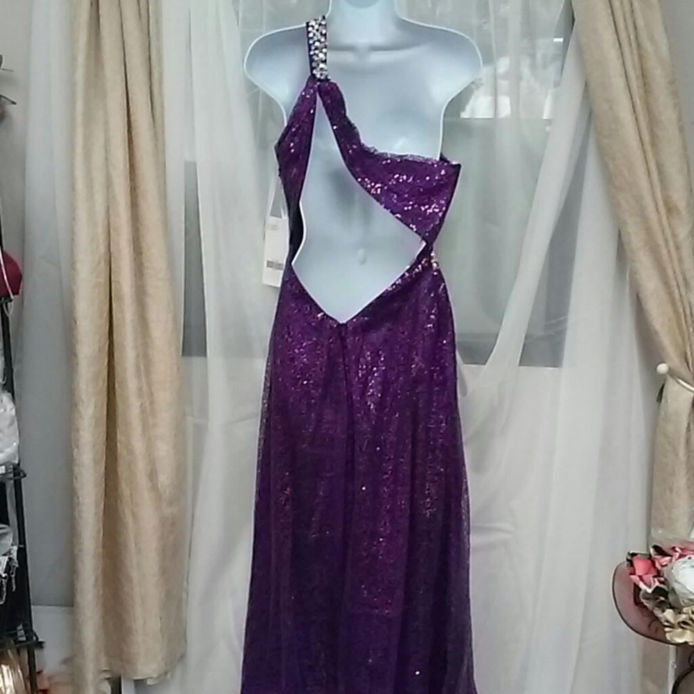 Prom Dress - Picture 5 of 5